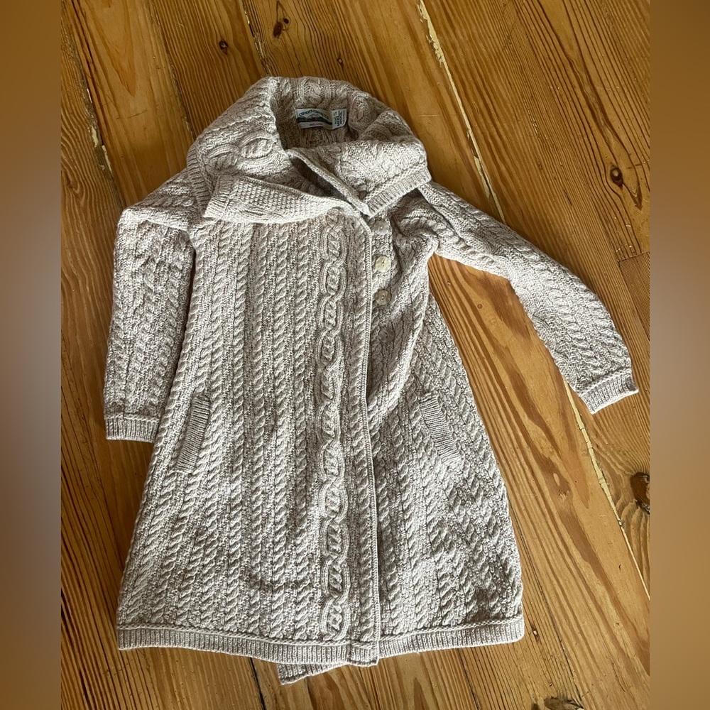 Gorgeous Aran Crafts Small wool sweater